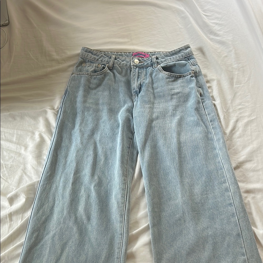 Raelynn Washed Low Rise Jeans